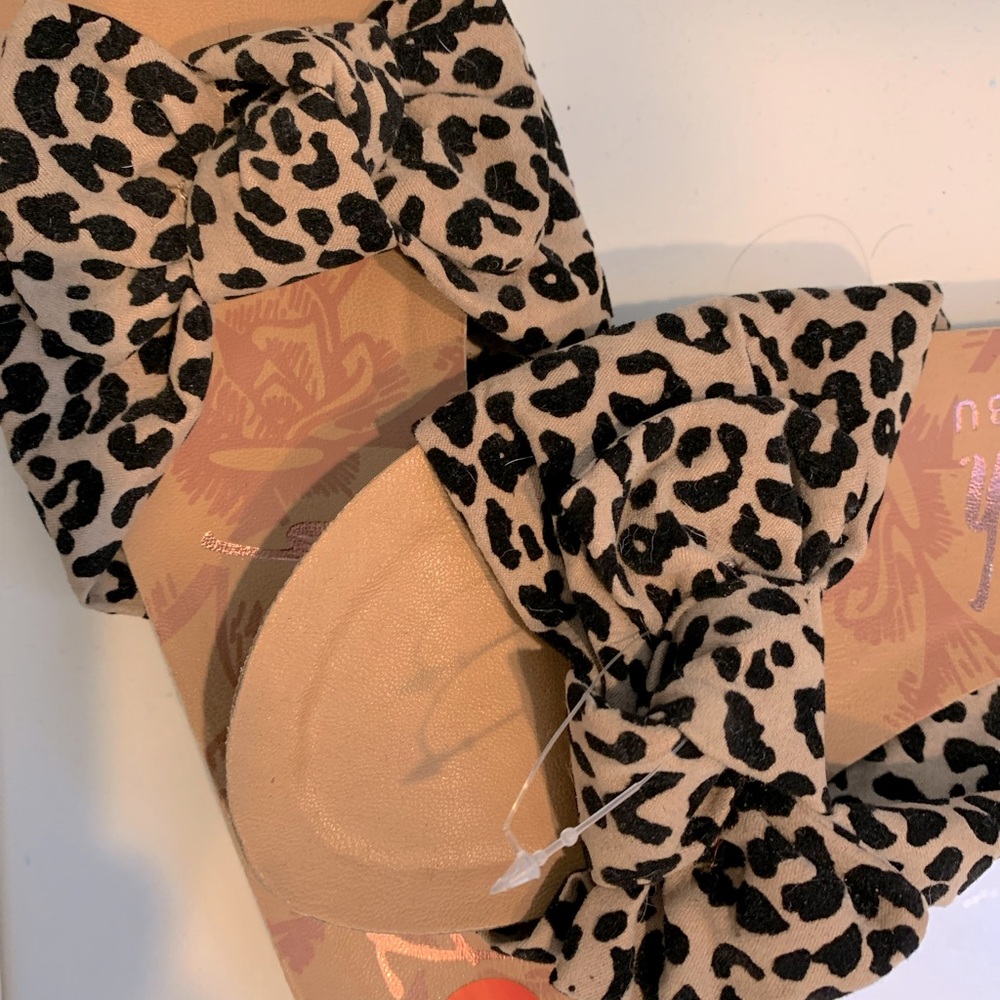 Blowfish cheetah sandals/slides (brand new)